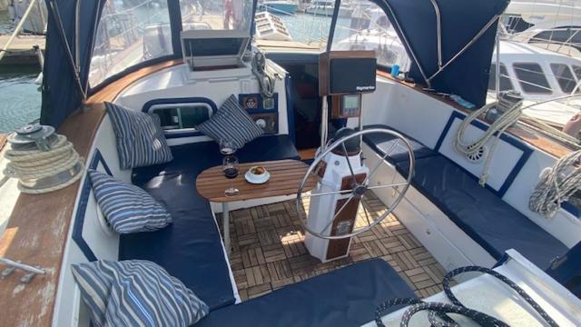 Spacious And Cozy Caribbean Boat In Barcelona With Tour Option Sant Adria de Besos Exterior foto